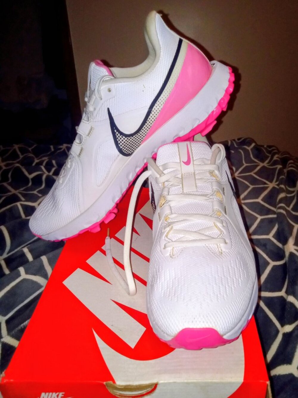 Nike React Size 10 Sneakers Like new